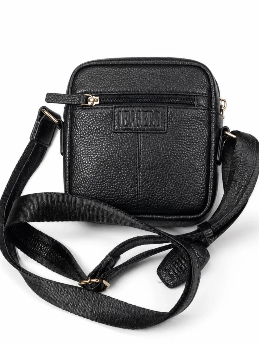 Vera Pelle sleek black